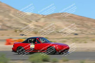 media/Oct-01-2022-Team Topak Racing (Sat) [[f860fb51be]]/2-Inter Low 2/session 2 turn 11/